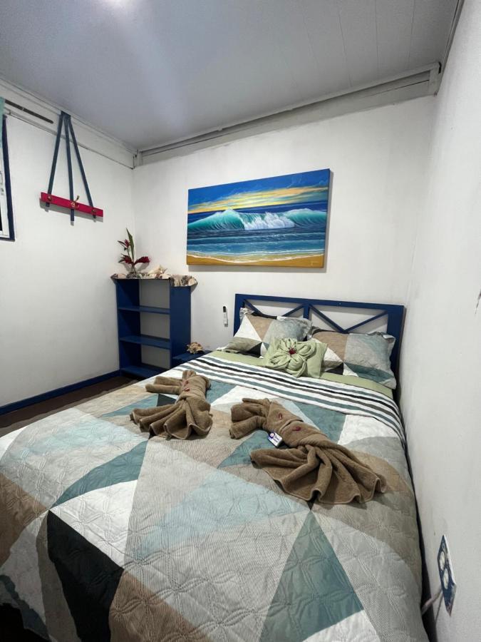 Surf Camp Hotel Бокас дел Торо Екстериор снимка