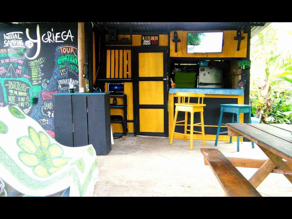 Surf Camp Hotel Бокас дел Торо Екстериор снимка